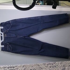 NWOT men's Wrangler Jeans size 35×30.